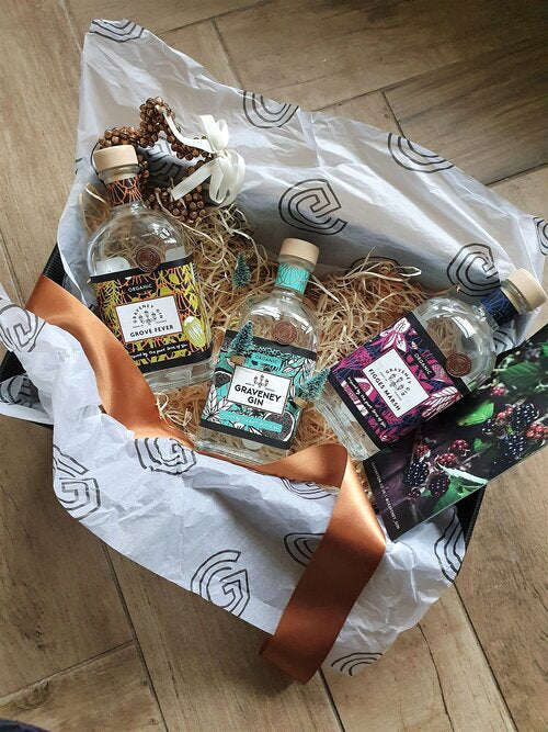 Large Gift Hamper with three Gins (3x 700ml)